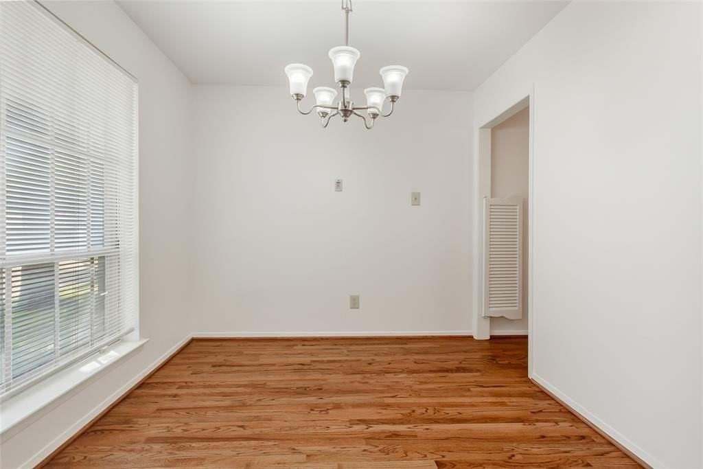 7505 Brentcove Cir - Photo 6 of 36
