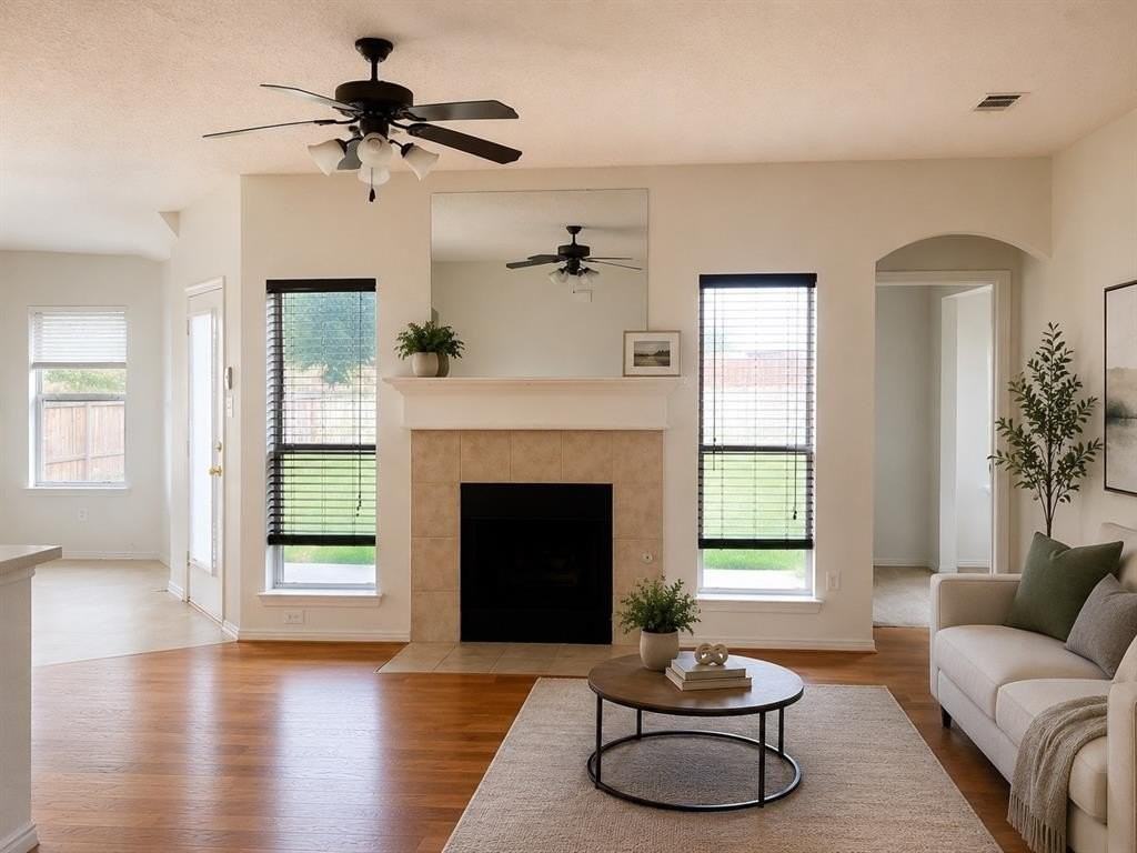 208 Orchard Trl - Photo 5 of 13