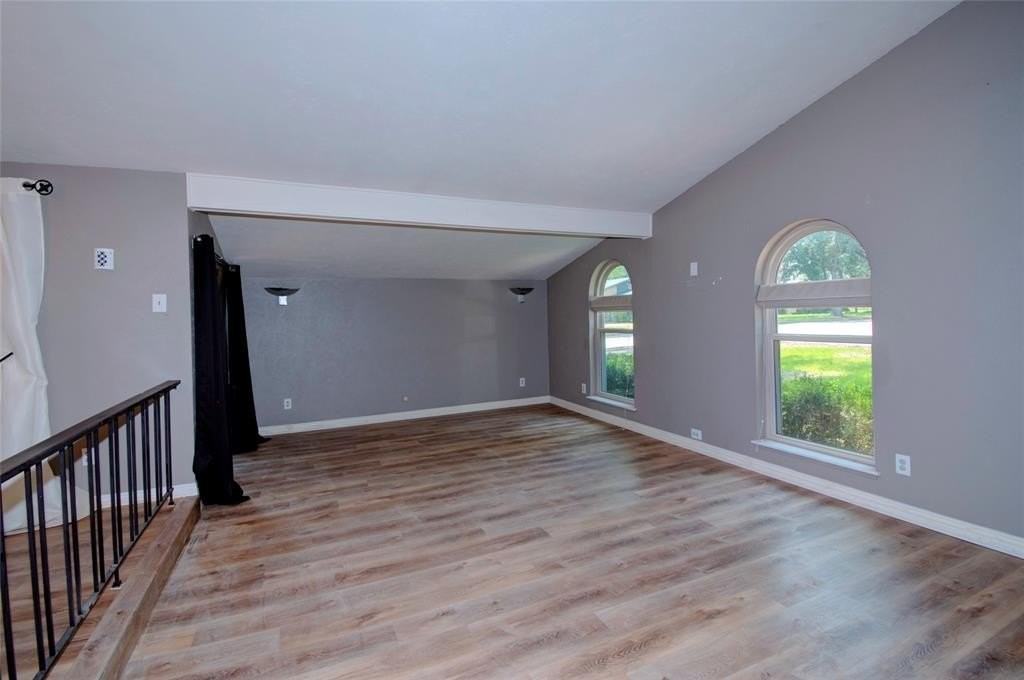 3201 Christie Cir - Photo 3 of 35
