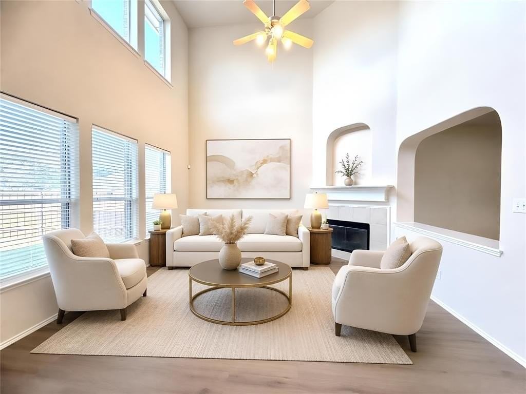 9200 Regal Oaks Dr - Photo 2 of 32