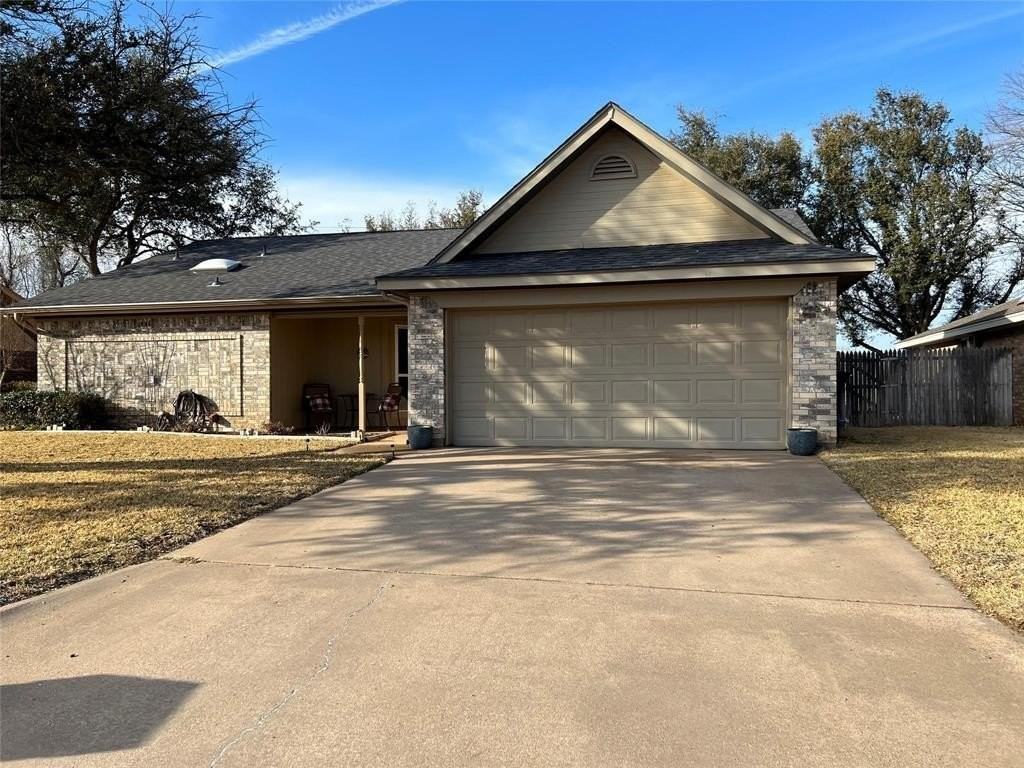 2902 Rex Allen Dr - Photo 2 of 23