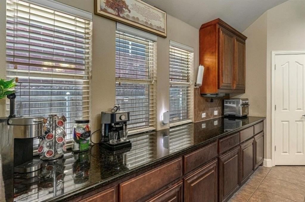 532 Darlington Trl - Photo 4 of 18