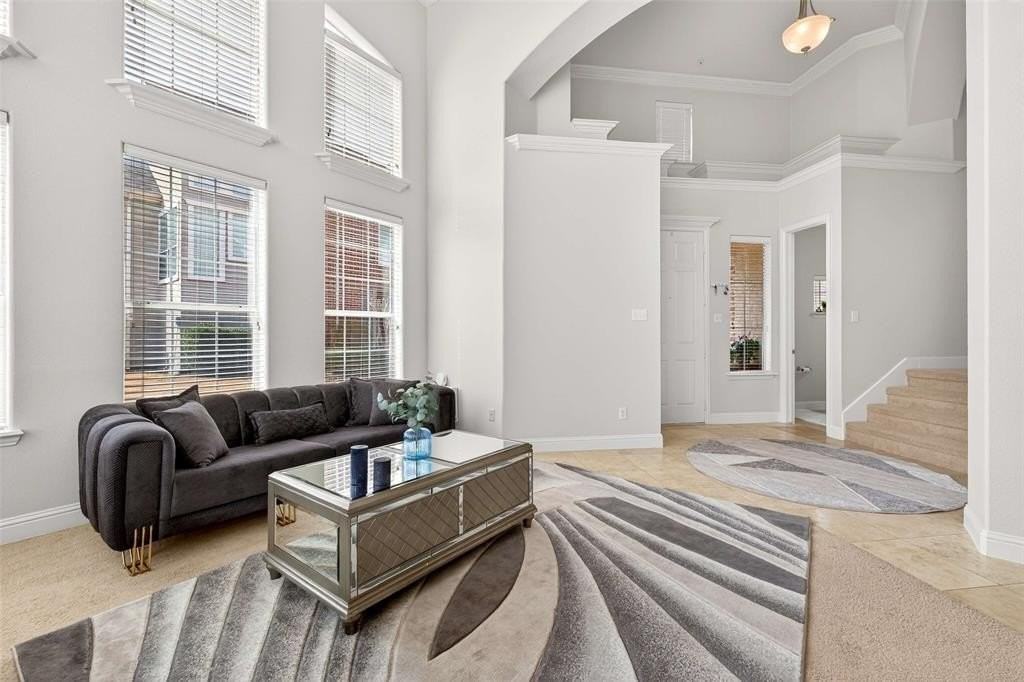 4440 Jardin St - Photo 7 of 31