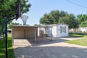featured image of 4001 Gloria Dr