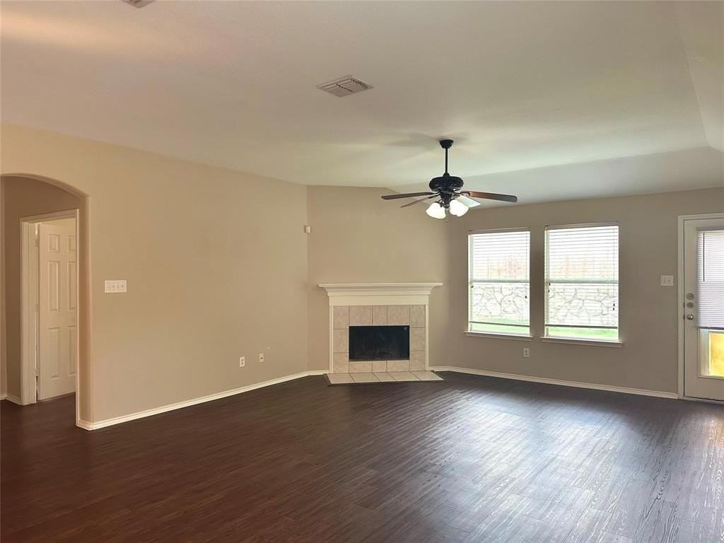 1726 Duck Cove Dr - Photo 5 of 16