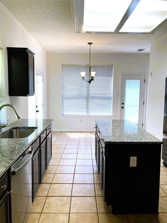 2078 Belvedere Dr - Photo 6 of 30