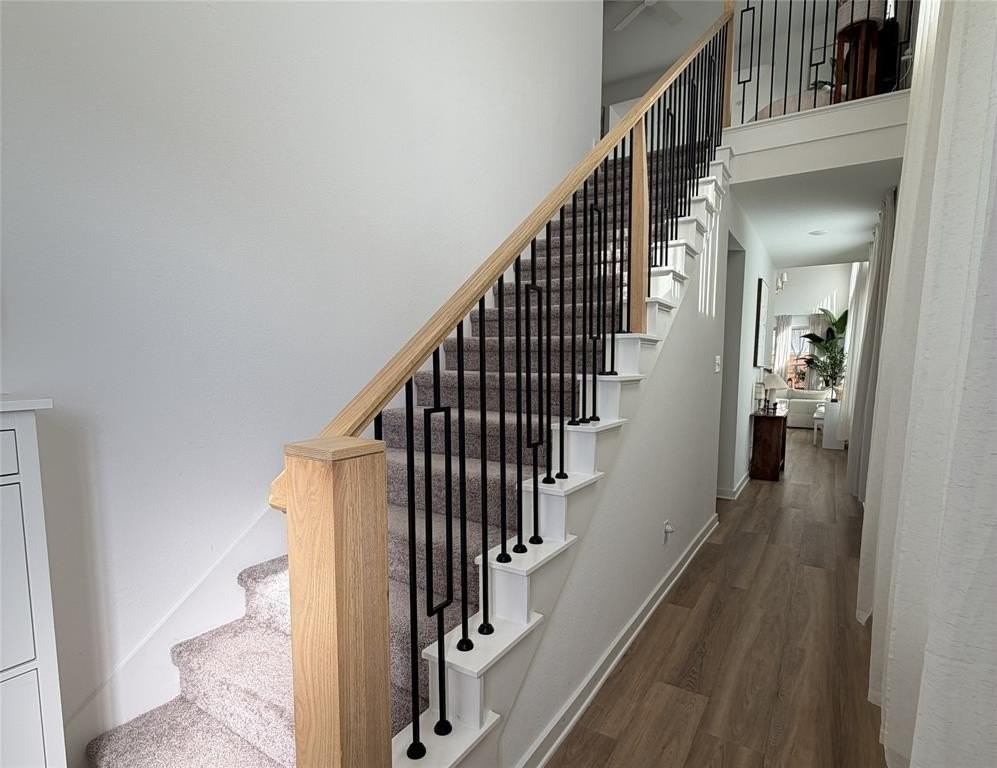 3011 Templegate Ct - Photo 3 of 34