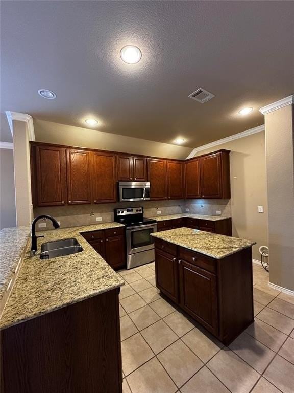 4548 Fern Valley Dr - Photo 6 of 32