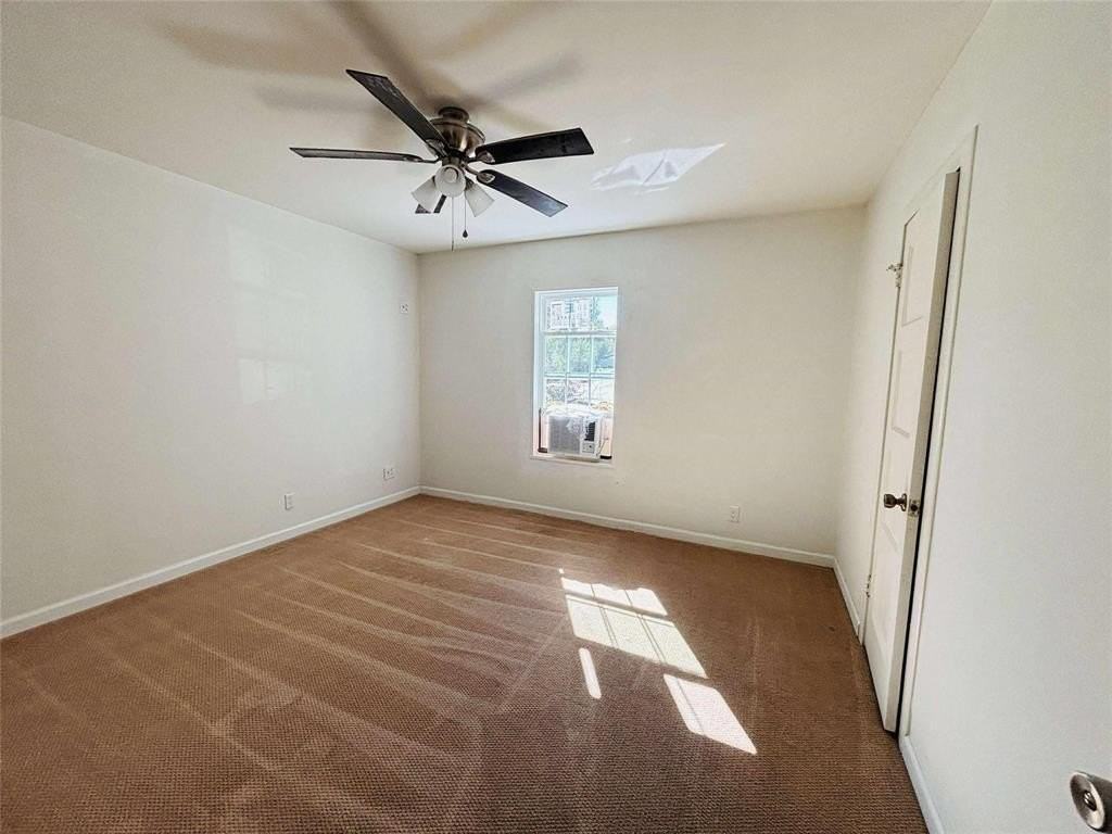 2762 Beverly Hills Dr - Photo 6 of 9