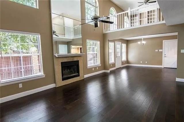 9401 Blue Jay Way - Photo 4 of 35