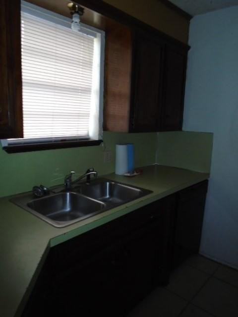 874 N Judge Ely Blvd - Photo 5 of 12
