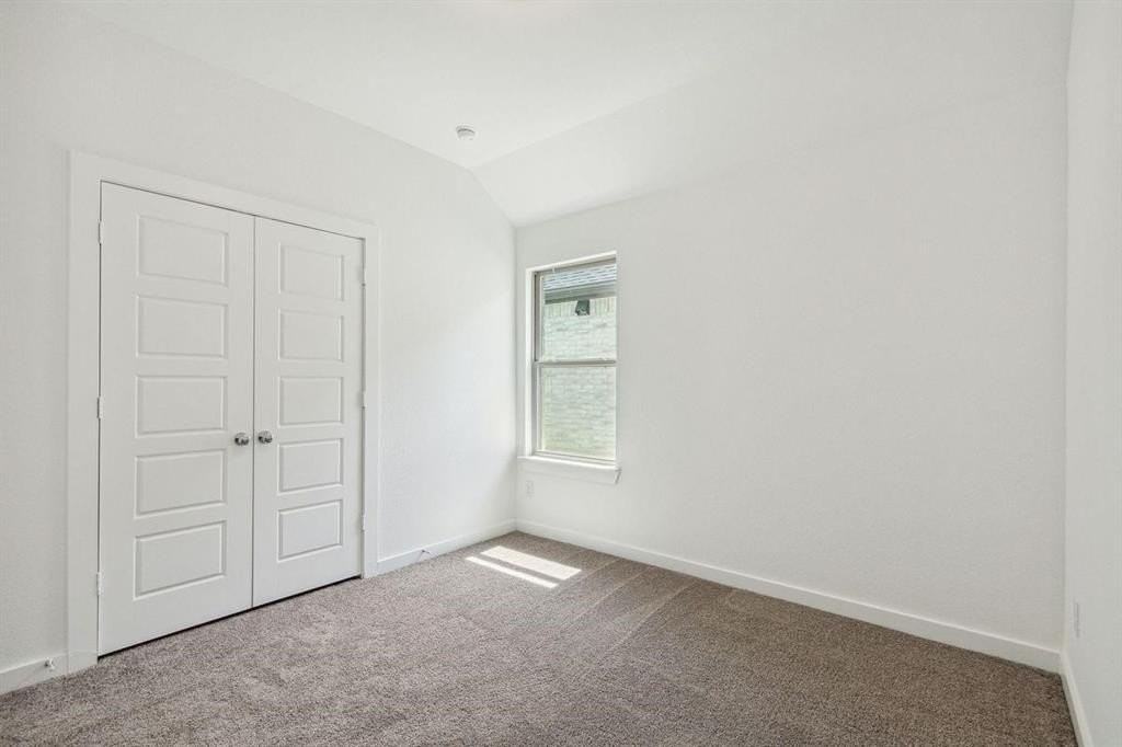 3109 Leatherwood Ln - Photo 4 of 9