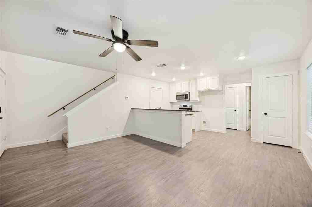 2516 S Fannin Ave - Photo 6 of 15