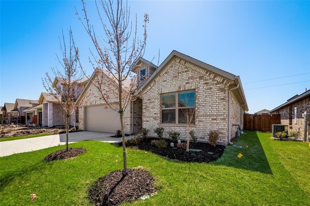 2317 Mount Olive Ln - Photo 3 of 30