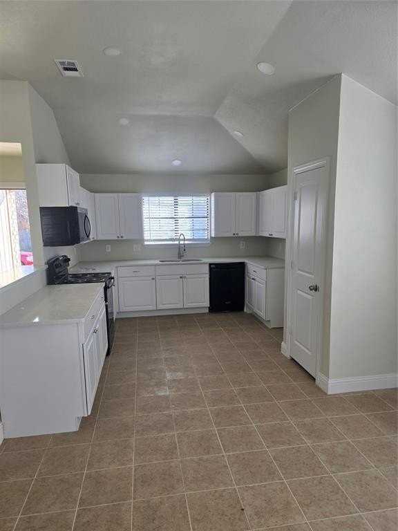7313 Seascape Dr - Photo 5 of 11