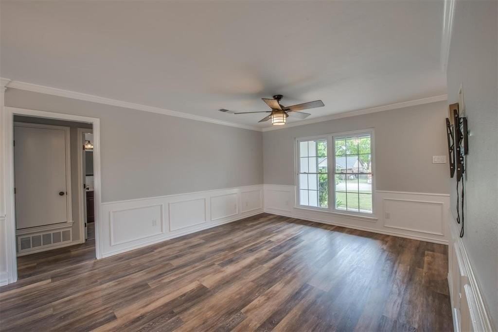 301 Cherry St - Photo 2 of 7