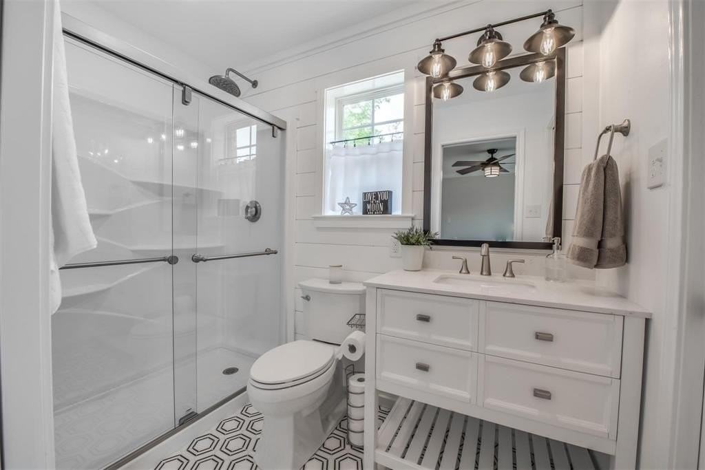 301 Cherry St - Photo 7 of 7