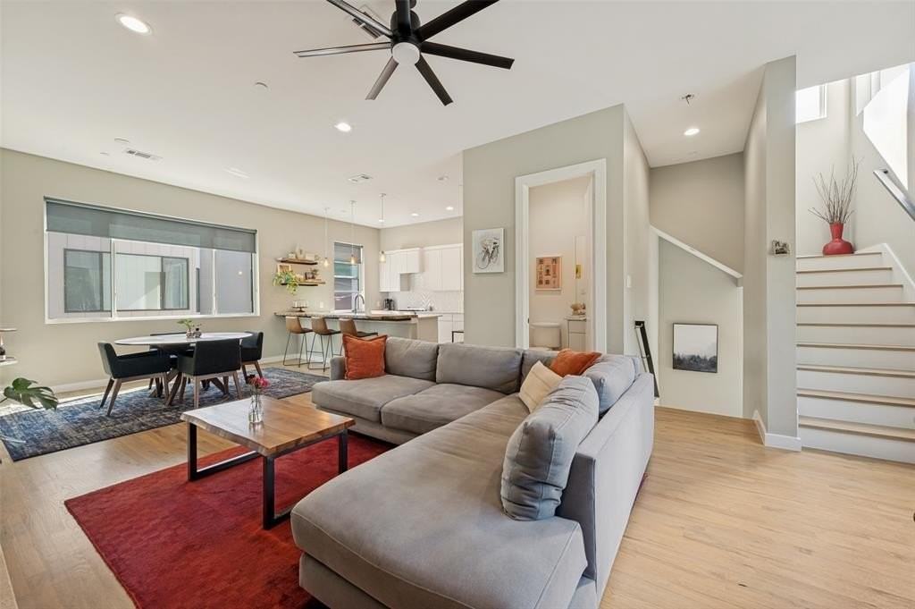 2630 Calvin St #101 - Photo 3 of 12