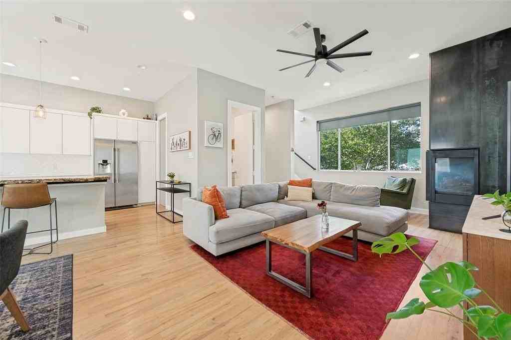 2630 Calvin St #101 - Photo 5 of 12