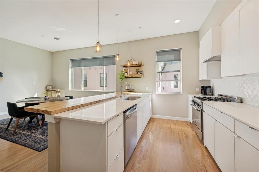 2630 Calvin St #101 - Photo 7 of 12