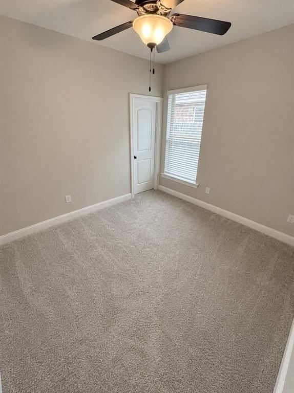 606 Acacia Dr - Photo 6 of 9