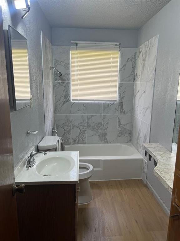 2125 Dewey St - Photo 7 of 12