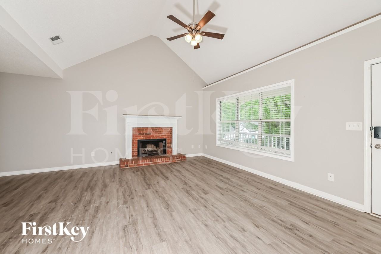 4912 Baker Ridge Pl - Photo 2 of 19