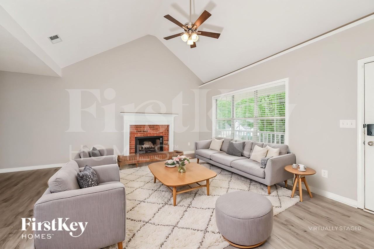 4912 Baker Ridge Pl - Photo 3 of 19