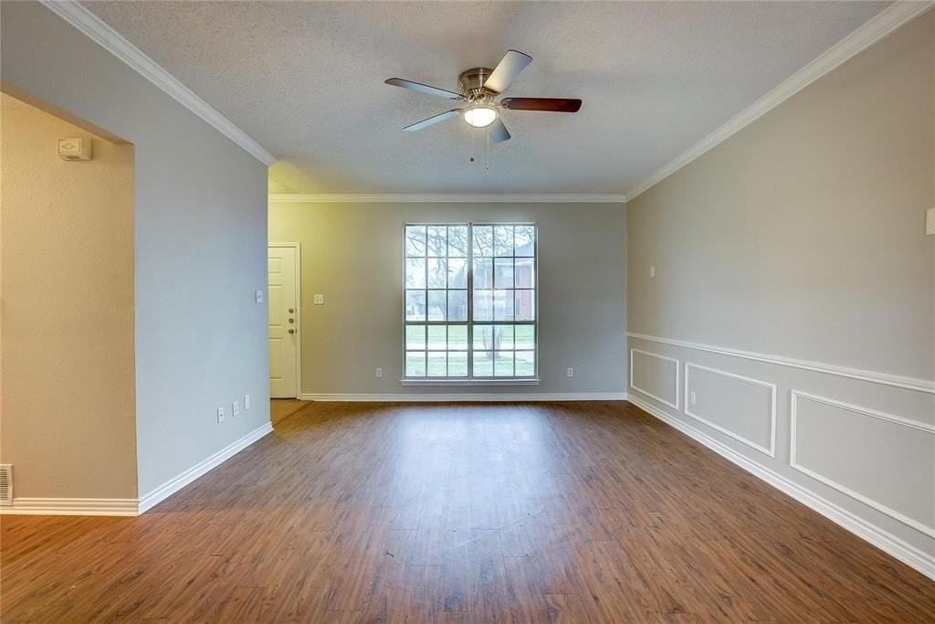 863 Colson Dr - Photo 5 of 33