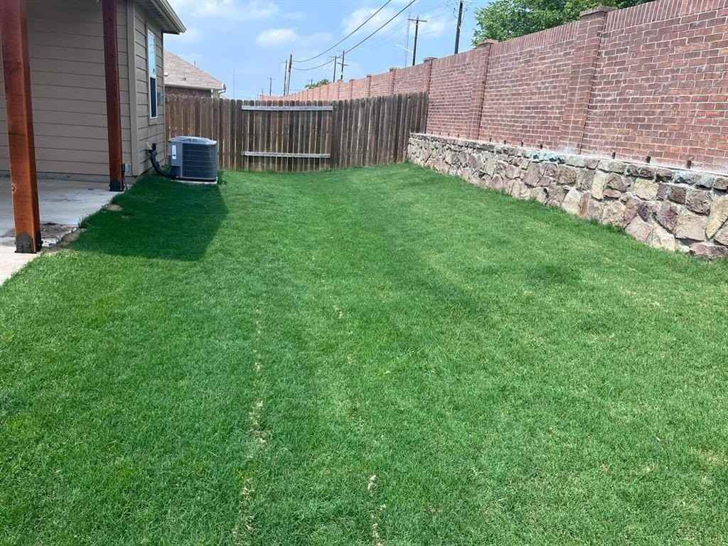 4504 Conley Ln - Photo 5 of 23