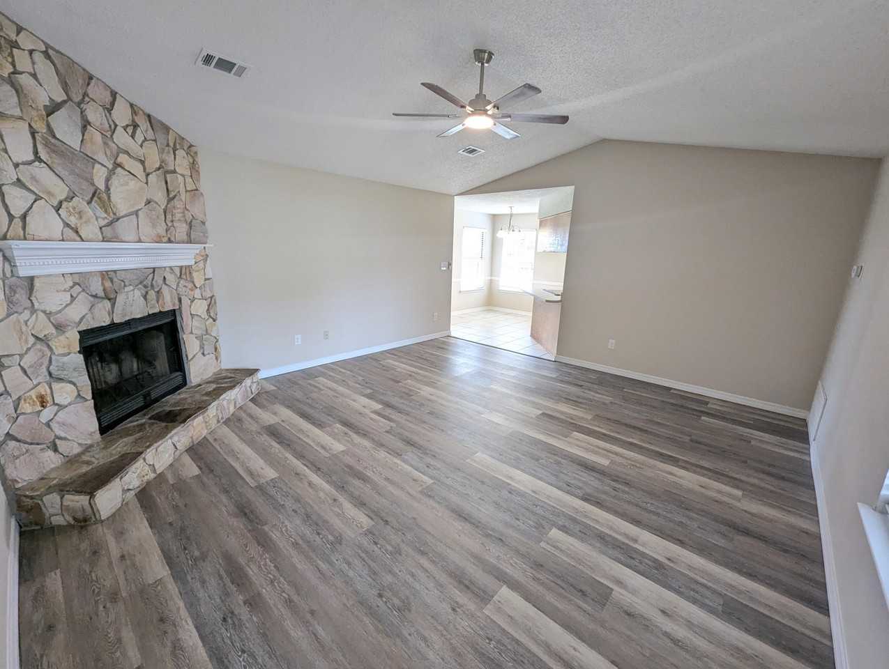8909 Colony Ridge Cir - Photo 2 of 26