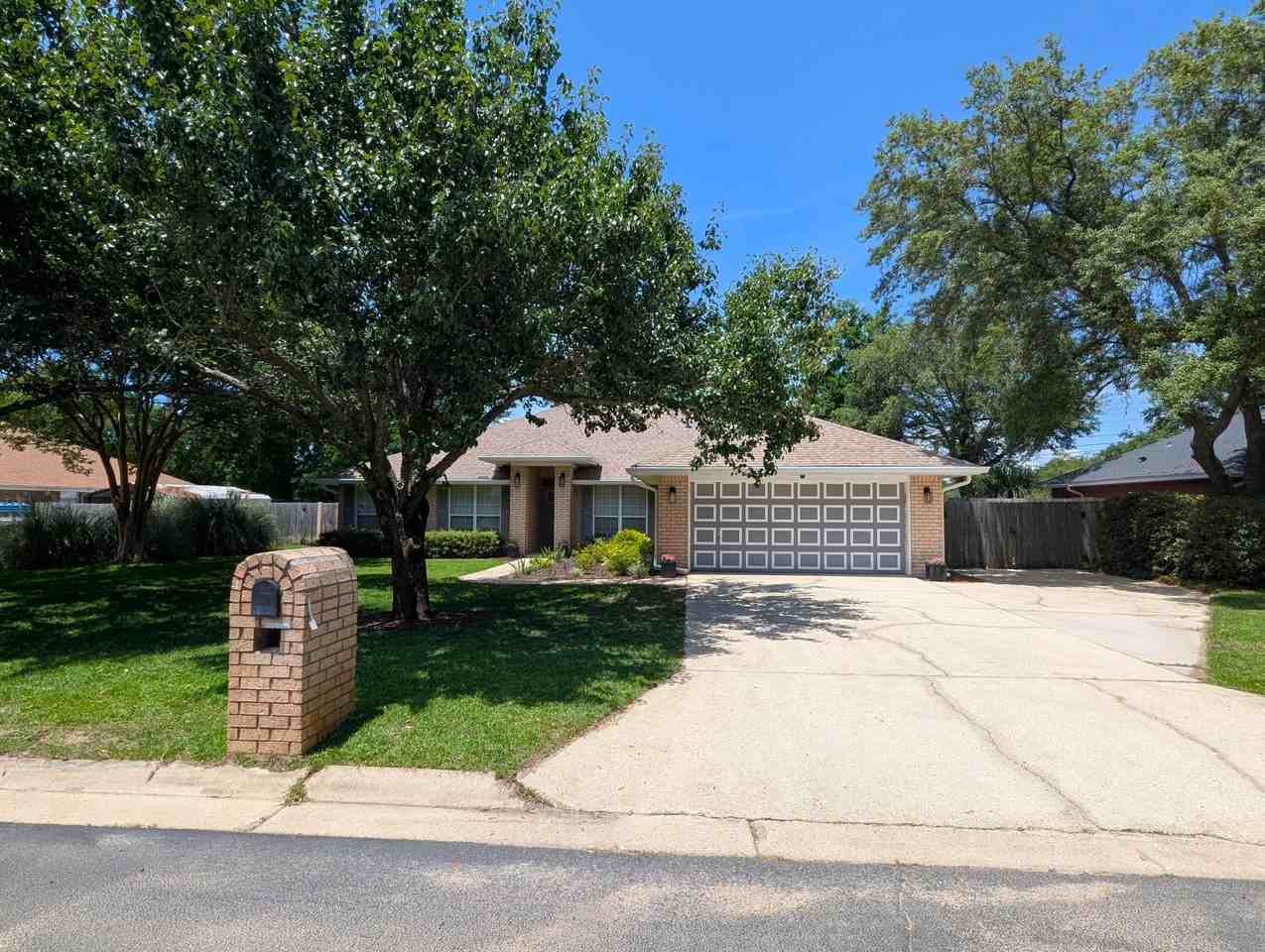 9332 Vandivere Dr - Photo 3 of 15