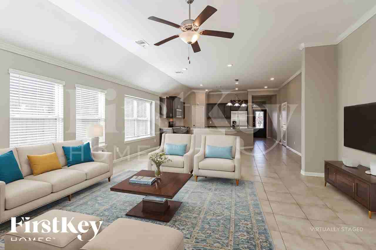2342 Sugar Crest Dr - Photo 5 of 18