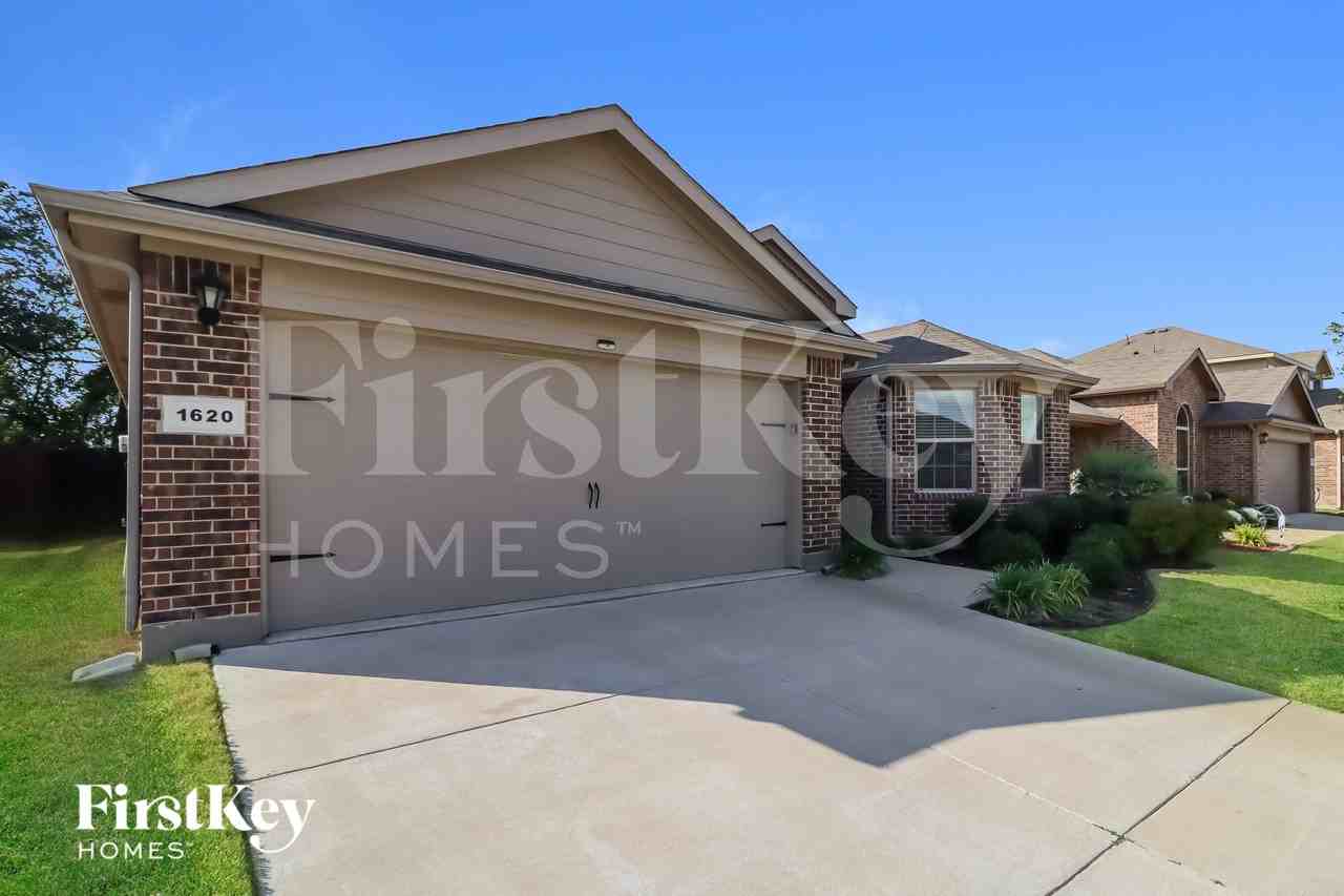1620 Berckmans Rd - Photo 2 of 16