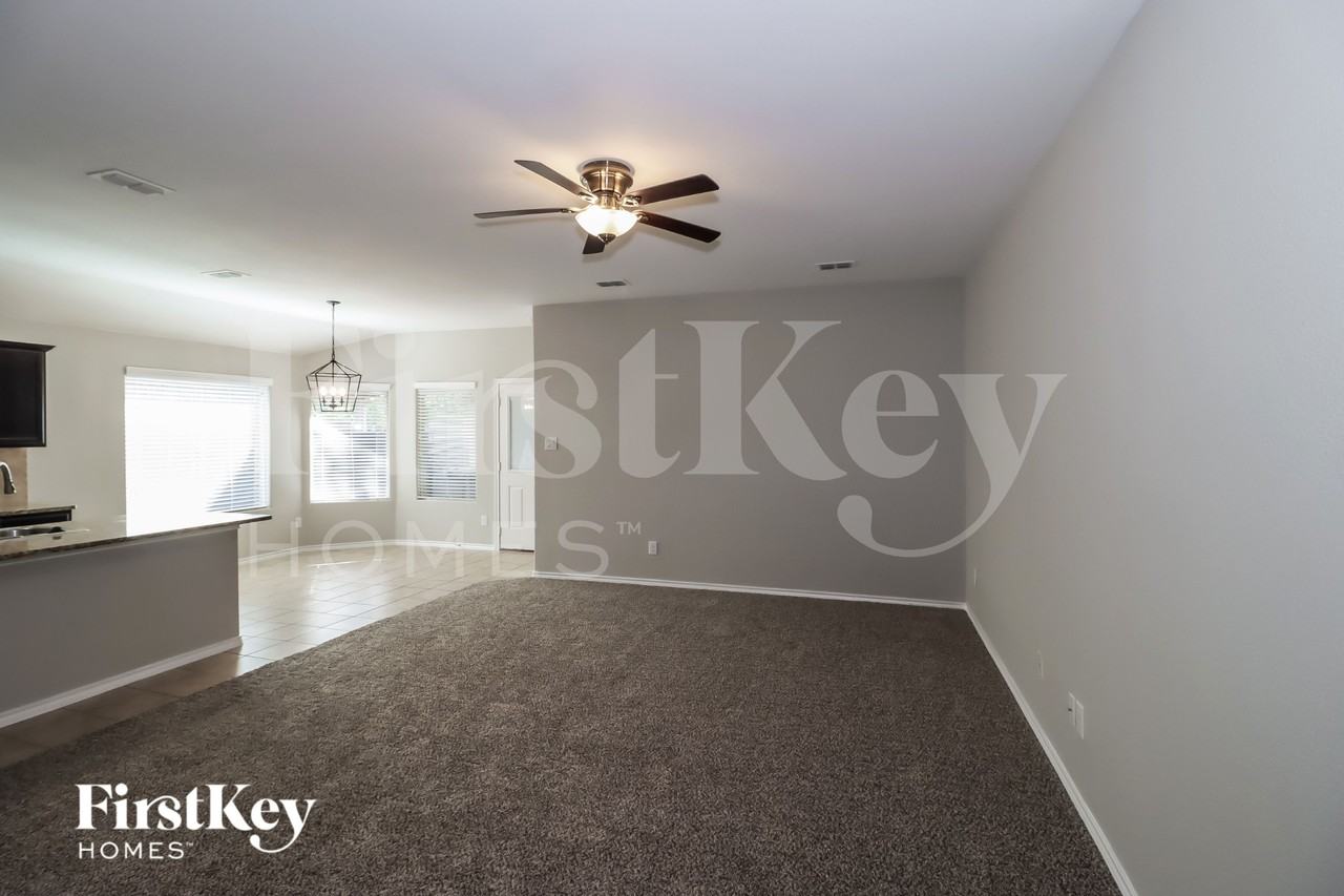 1620 Berckmans Rd - Photo 3 of 16