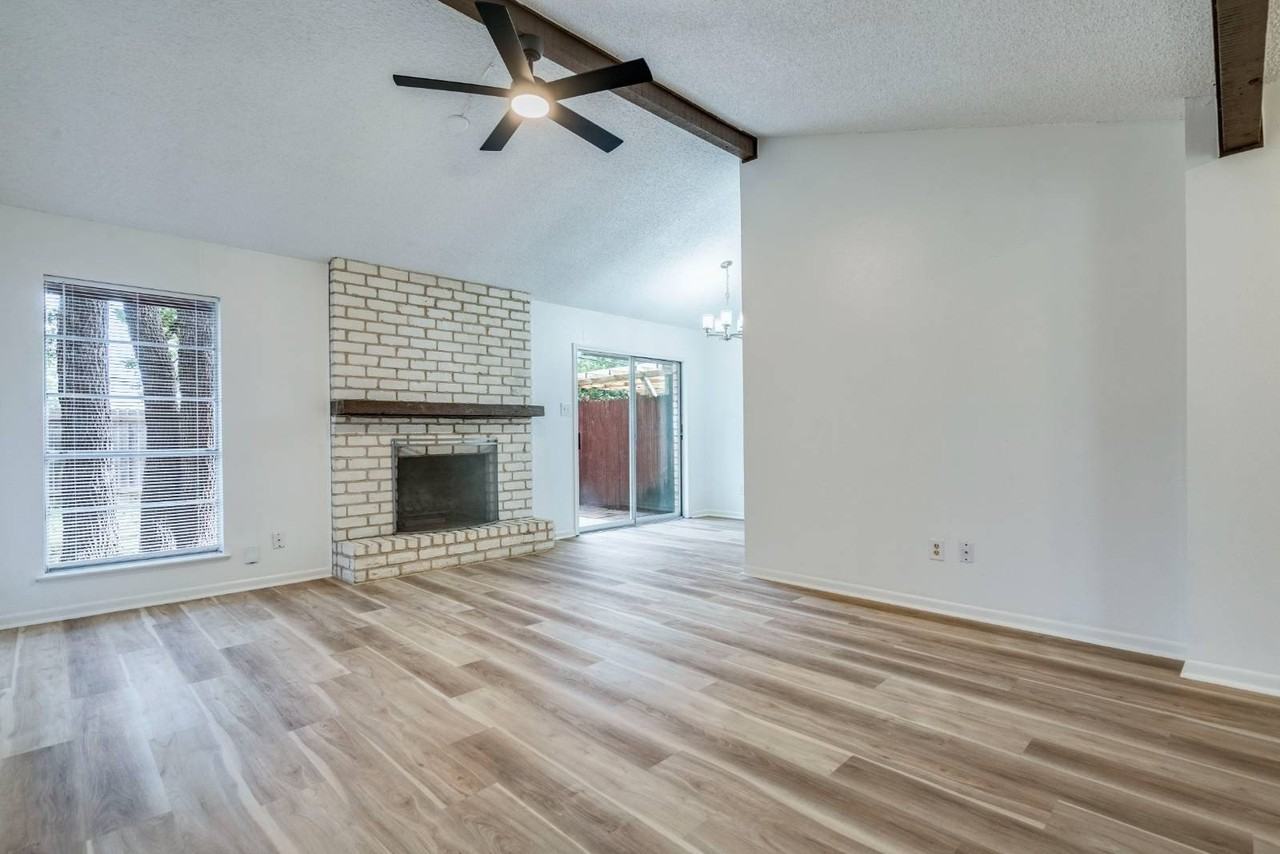 1306 Glenda Dr #A - Photo 4 of 26