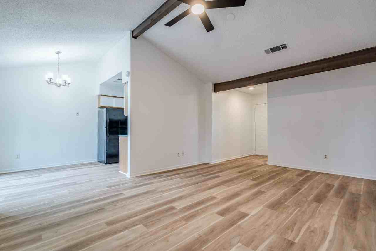 1306 Glenda Dr #A - Photo 5 of 26