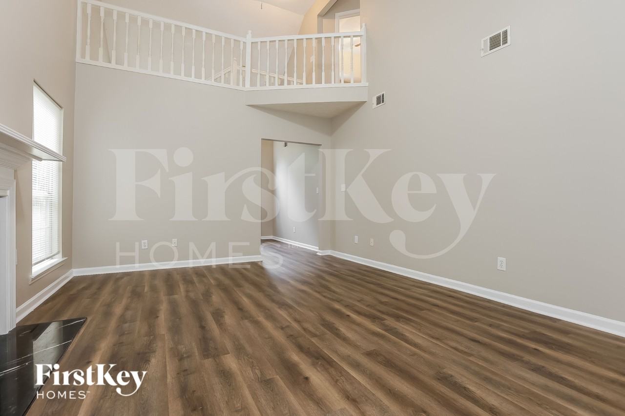 650 Durham Ridge Dr Nw - Photo 2 of 19
