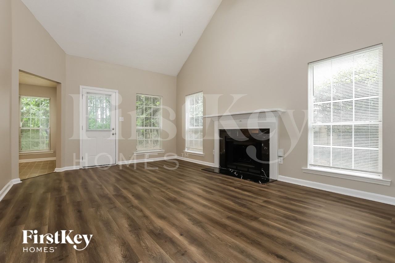 650 Durham Ridge Dr Nw - Photo 3 of 19
