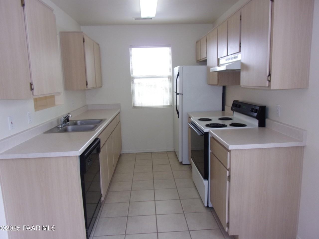 9641 E Lakeshore Dr #3 - Photo 3 of 7