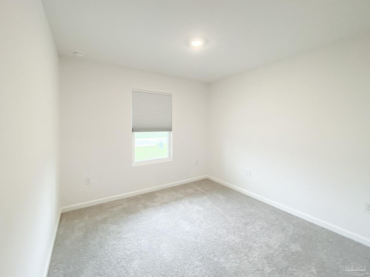 4631 Carlstrom Ln - Photo 7 of 19