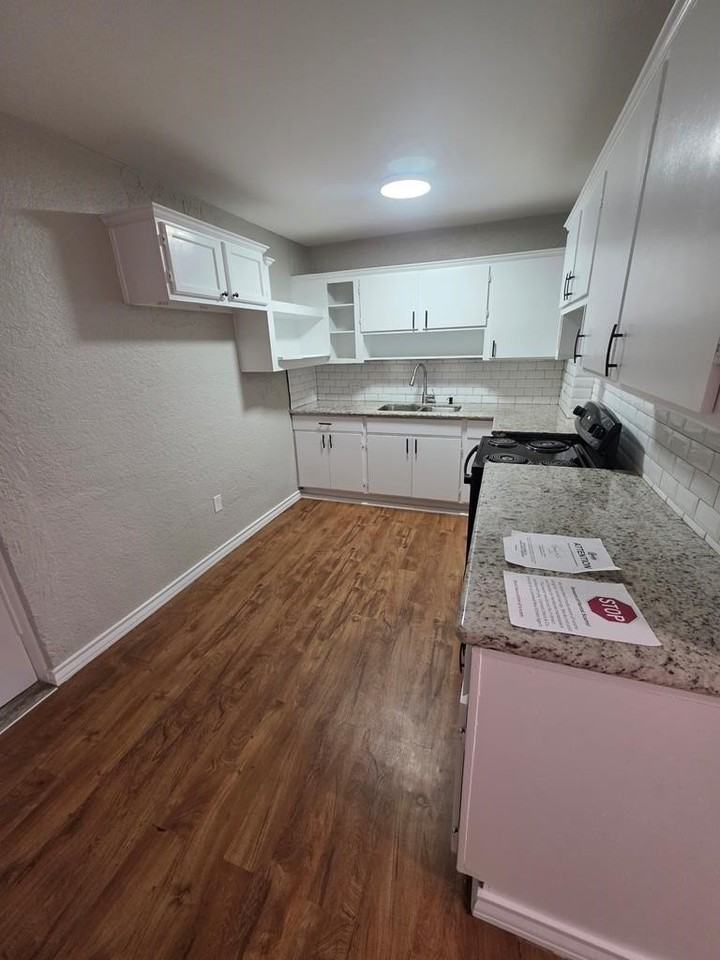 3512 Apache Dr - Photo 7 of 25