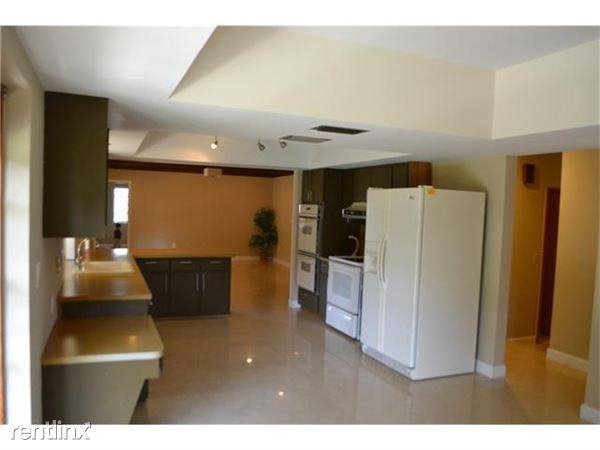 16960 SW 276th St - Photo 3 of 18