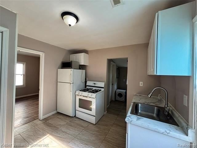 7275 Chalmers Ave - Photo 6 of 12