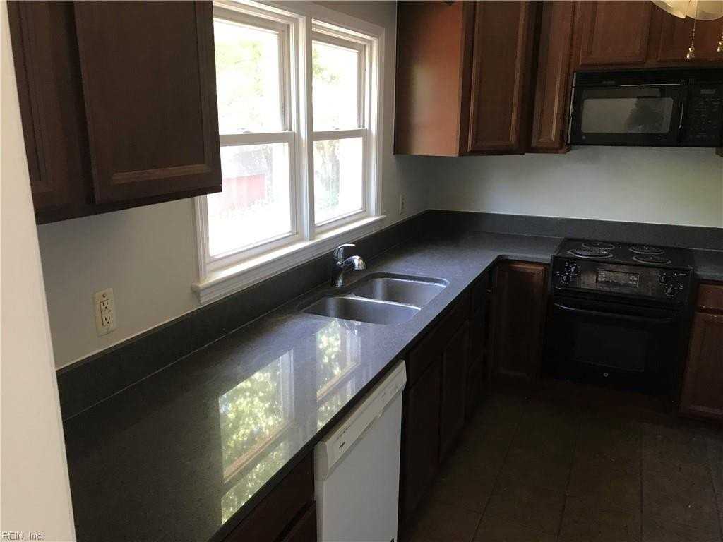 725 Harpersville Rd - Photo 5 of 10