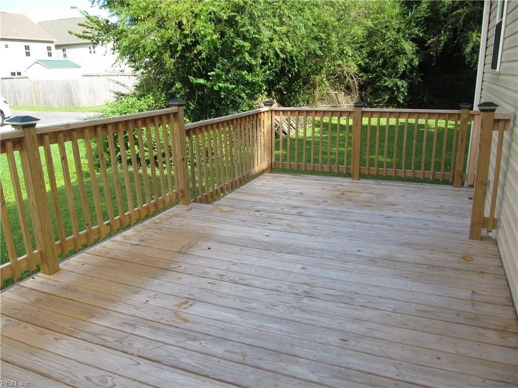 2750 Greenwood Dr - Photo 2 of 24