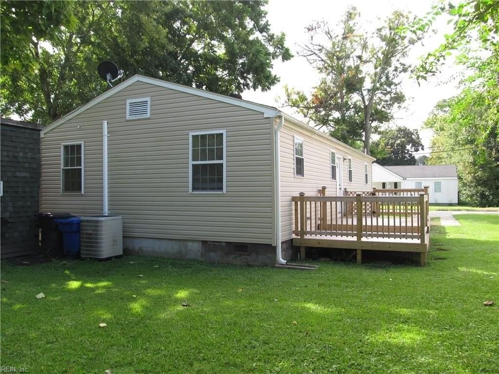 2750 Greenwood Dr - Photo 3 of 24