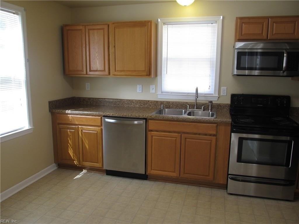 2750 Greenwood Dr - Photo 7 of 24