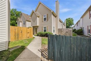 944 Gas Light Ln - Photo 1 of 1