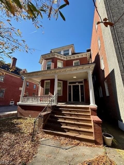 1215 Colonial Ave #3 - Photo 2 of 8